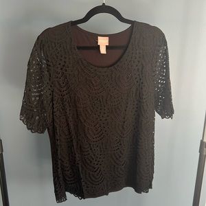 Women’s black lace round neck top. Beautiful design, like new top